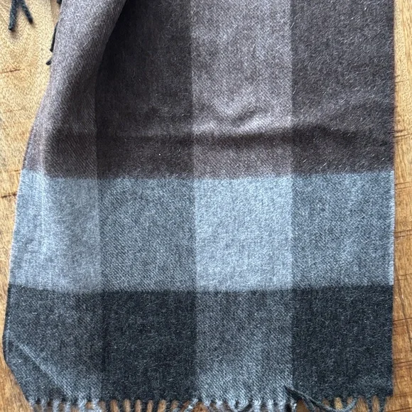 Macy’s Macys Men's brown blue gray 100% cashmere scarf 64 inch long NEW NWT